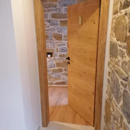 Gg Art Ii 아파트 피란