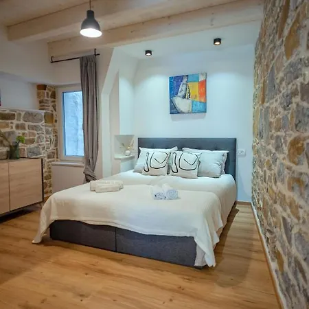 Gg Art Ii Apartment *