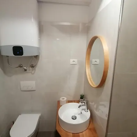 Gg Art Ii Apartment