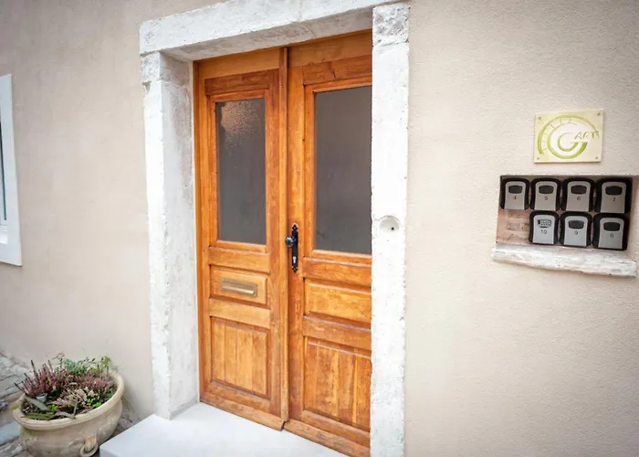 Gg Art Ii アパート ピラン